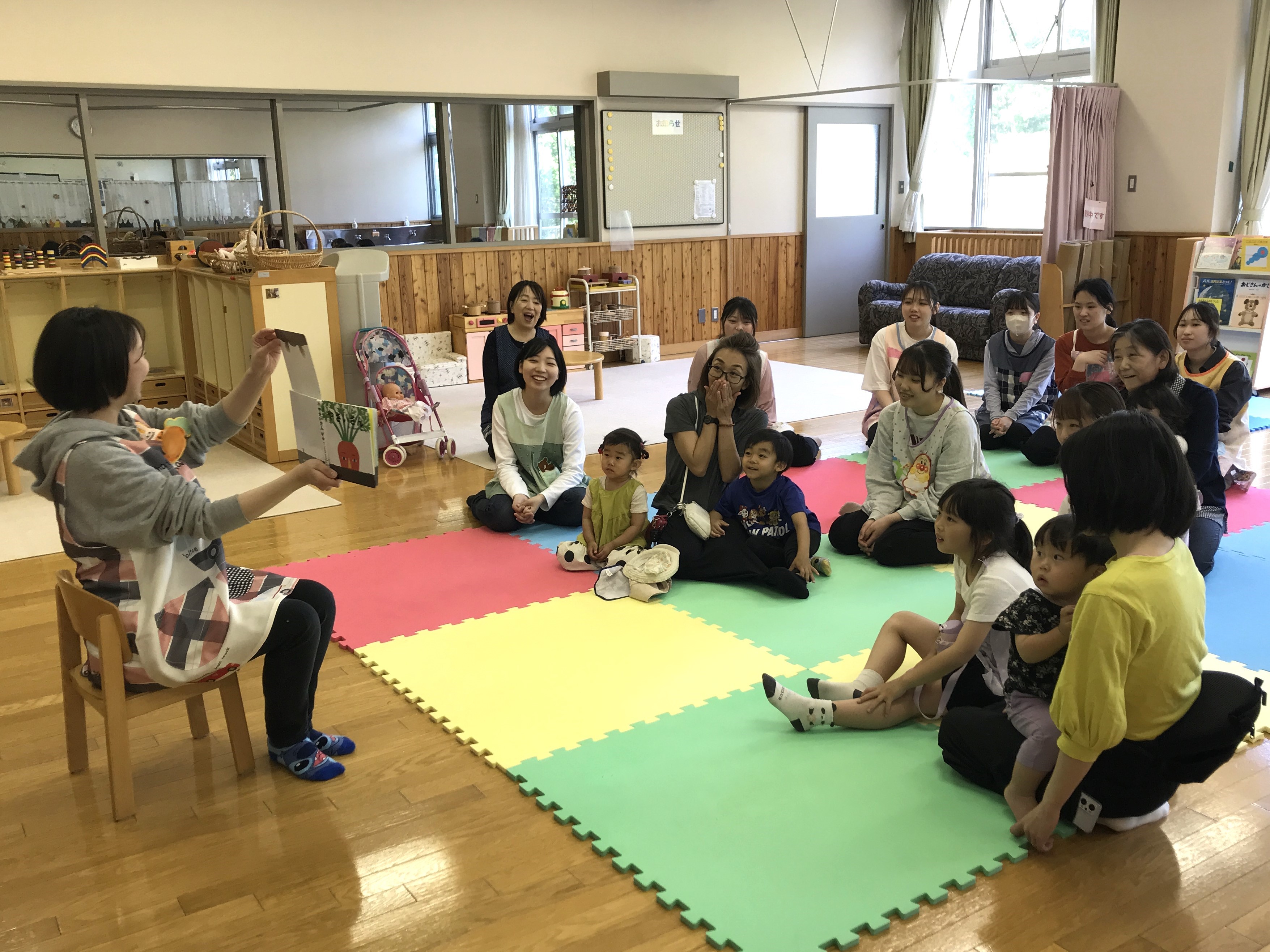 【2025大学HP】お手てつないで6月②.JPG