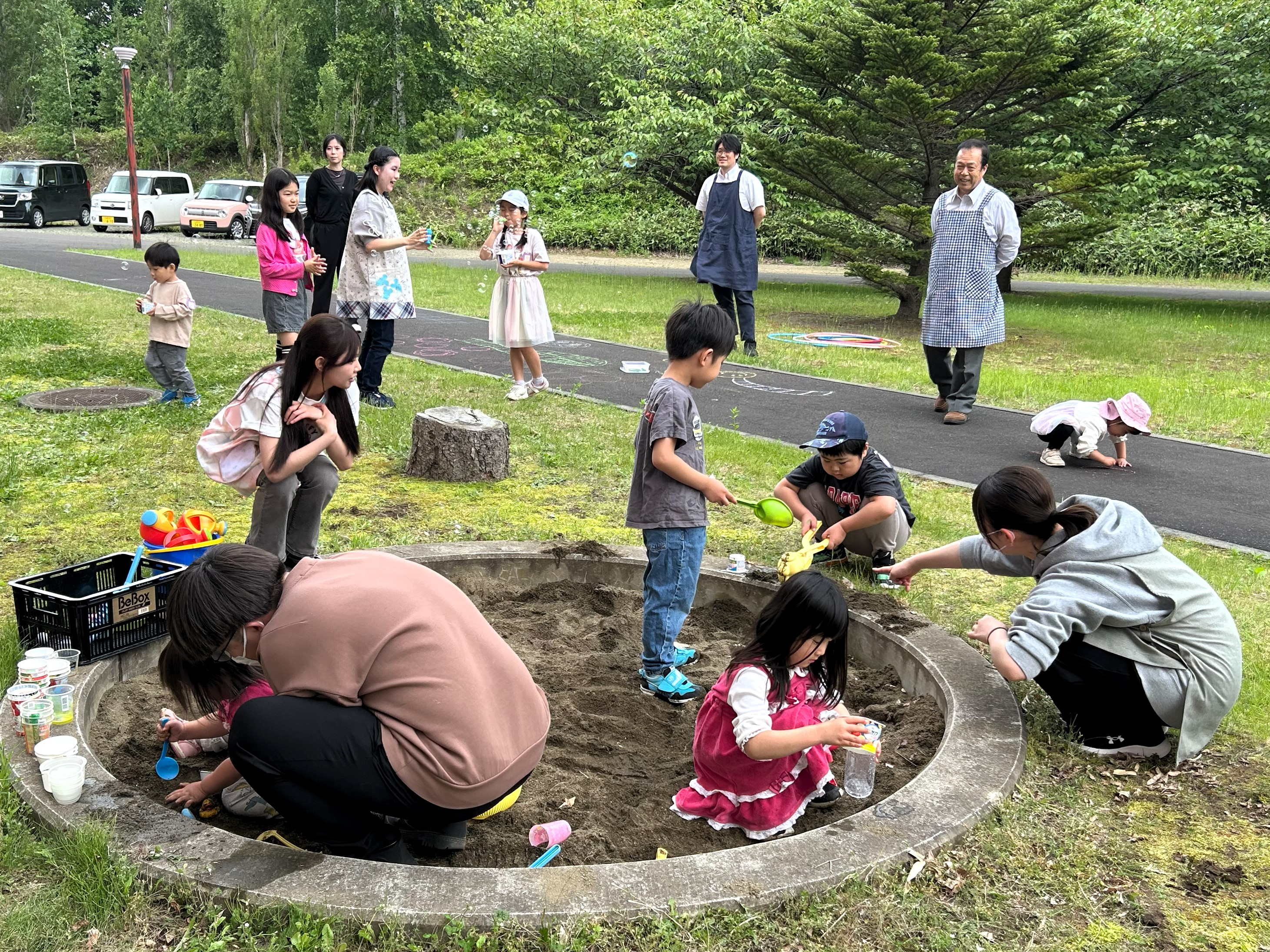 【2025大学HP】お手てつないで6月②.JPG