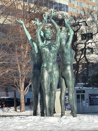 ■冬の『泉の像』