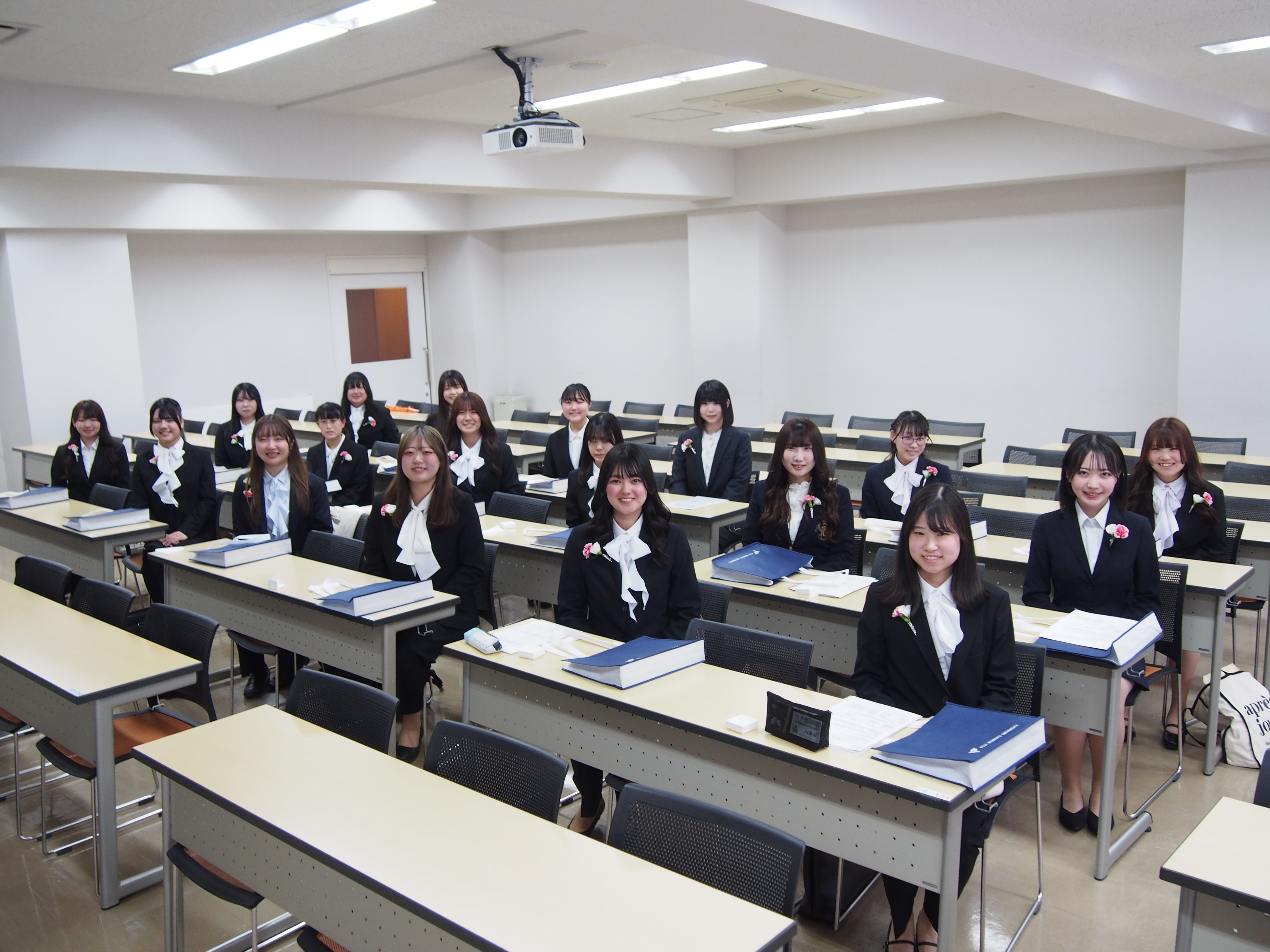 4年間よろしくお願いします